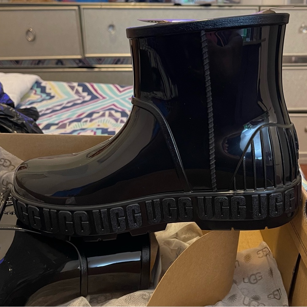 Ugg Rain Boots